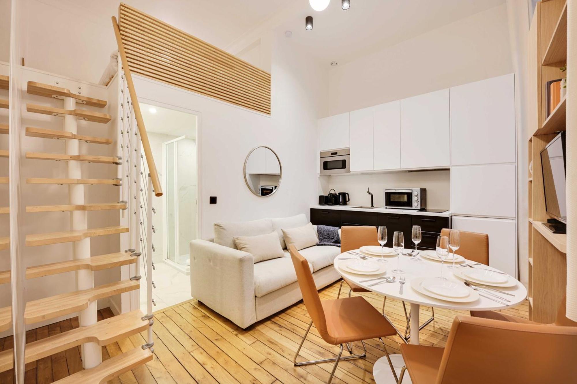 Beautiful Apt -1Br-4P- Tour Eiffel - Invalides Париж Екстериор снимка